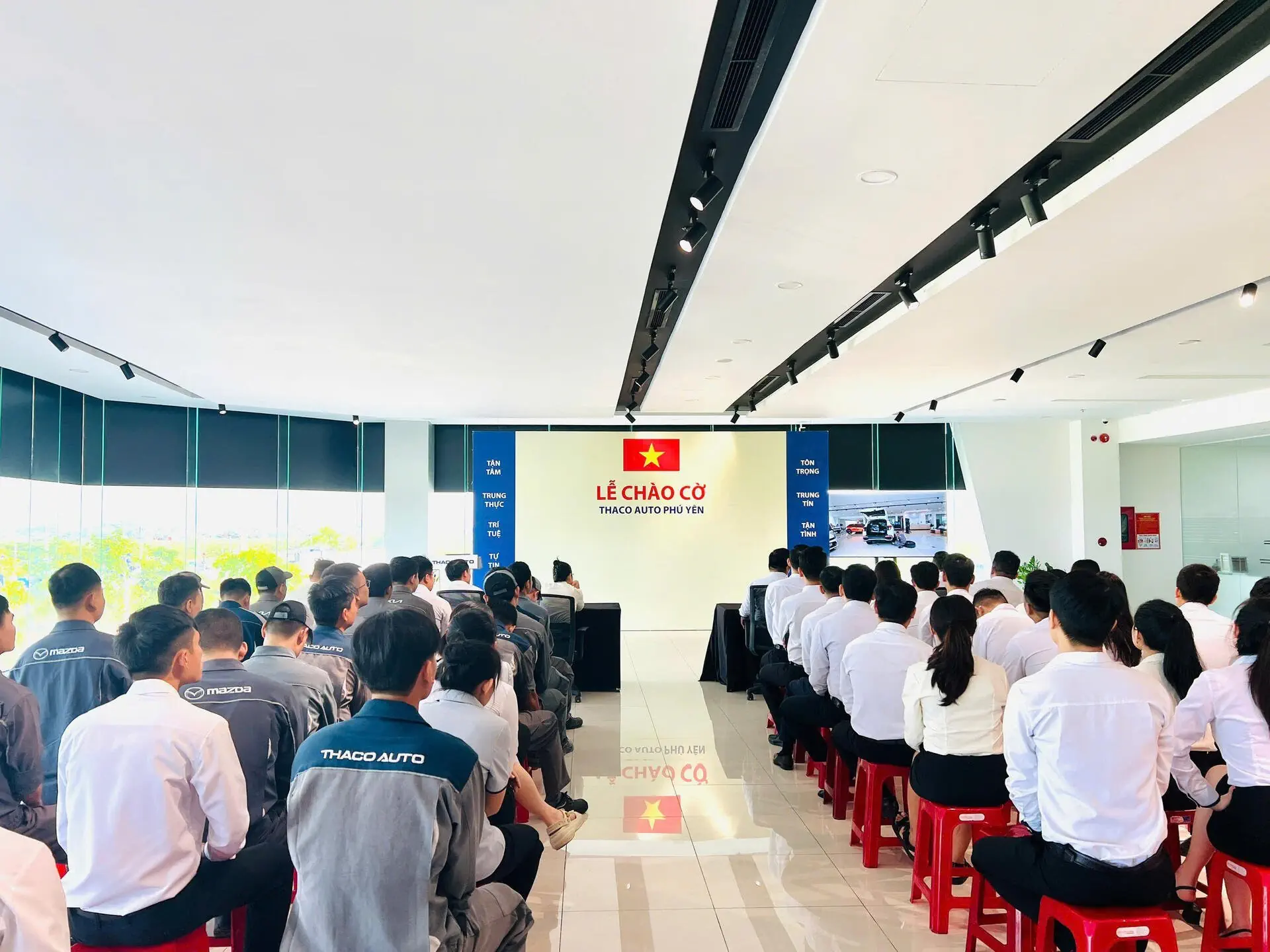THACO AUTO Phú Yên - Lễ chào cờ tháng 8/2025